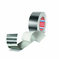 Abbilung tesa 50575 ohne und mit Liner - Starkes Aluminiumklebeband (PV0 und PV1)